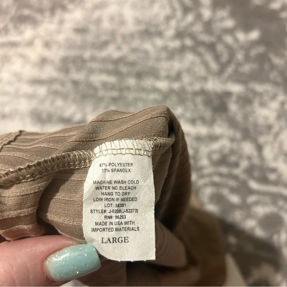 Brit & Bri One Shoulder Ribbed Tank Top Size Large Tan - Picture 4 of 4
